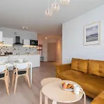 Flatbook - Baltic Sun -a- Z Basenem Apartment Sztutowo