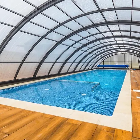 Flatbook - Baltic Sun -a- Z Basenem * シュトゥトボ