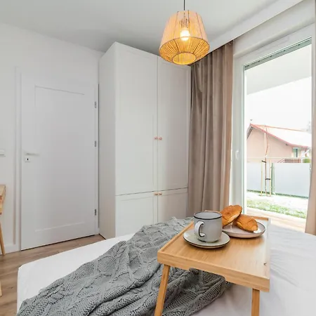 Flatbook - Baltic Sun -a- Z Basenem Apartamento