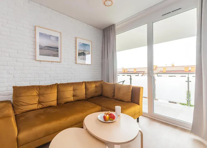 Flatbook - Baltic Sun -a- Z Basenem *